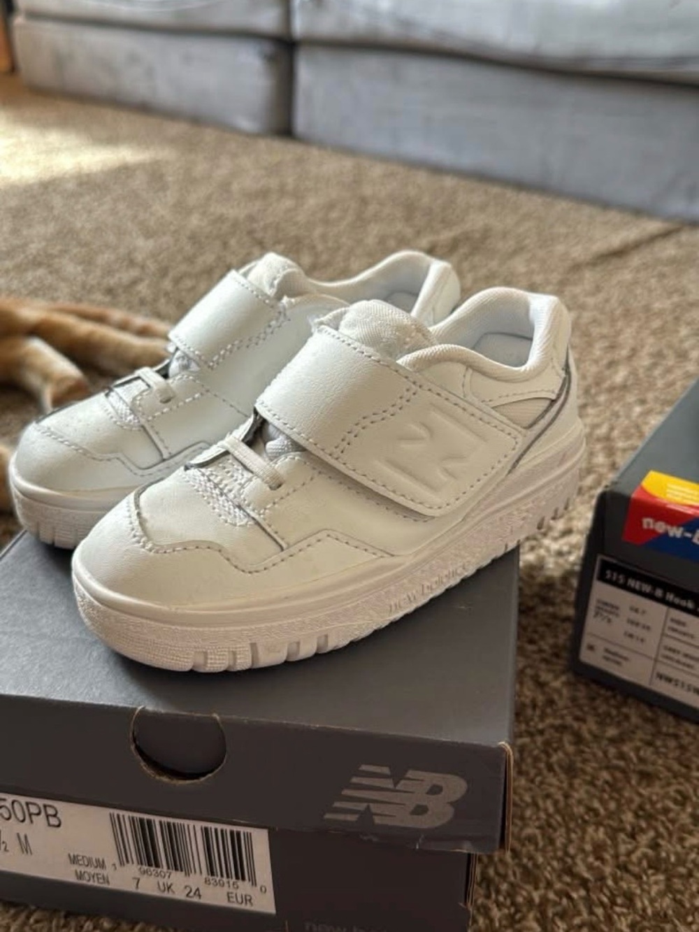 New Balance 550Kids White Velcro Low-Top Sneakers